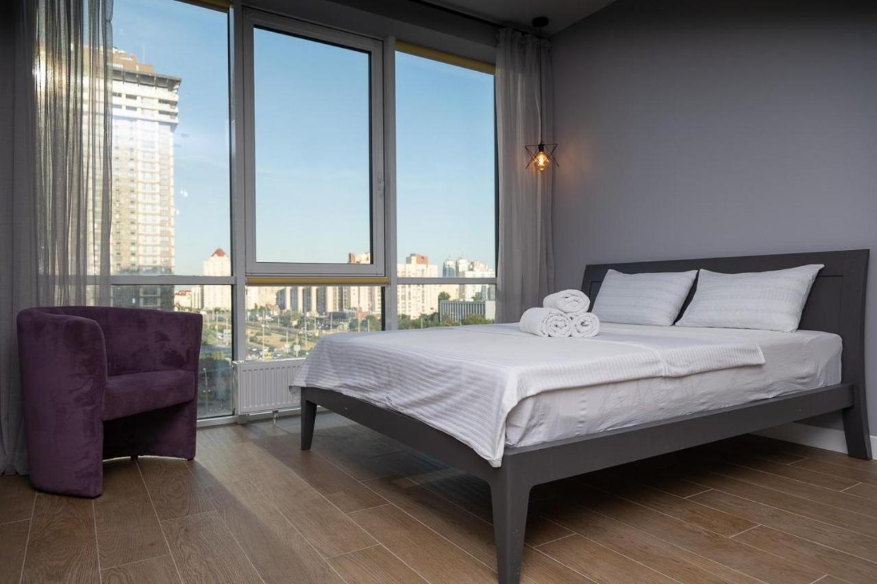 Stylish Panoramic Apartments. Smartplaza. Metro Minskaya Kiev Eksteriør bilde